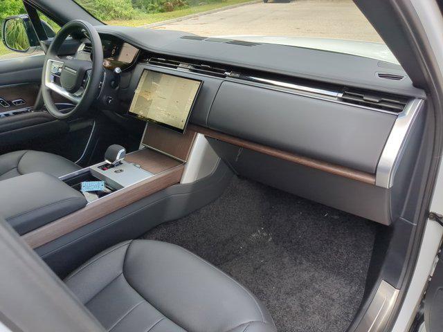 new 2025 Land Rover Range Rover car, priced at $157,255