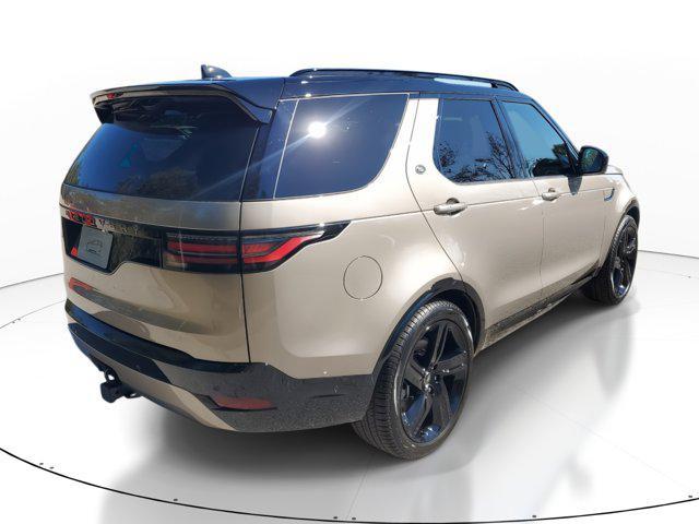 new 2025 Land Rover Discovery car, priced at $84,078