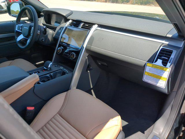 new 2025 Land Rover Discovery car, priced at $71,260