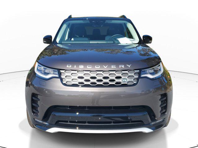 new 2025 Land Rover Discovery car, priced at $87,618