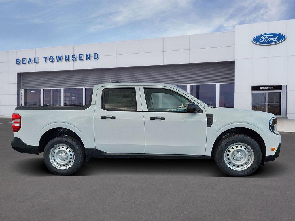 new 2025 Ford Maverick car, priced at $31,077
