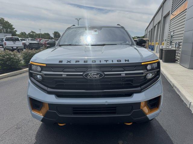 new 2025 Ford Expedition car, priced at $84,540