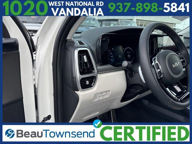 used 2024 Kia Sorento Hybrid car, priced at $37,995