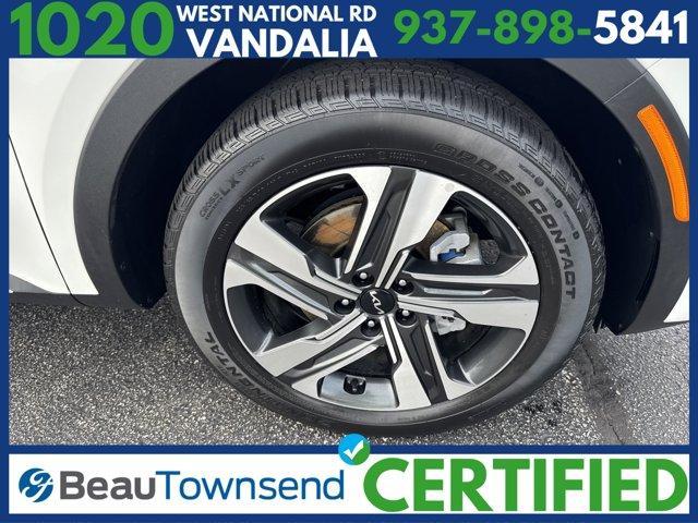 used 2024 Kia Sorento Hybrid car, priced at $37,995