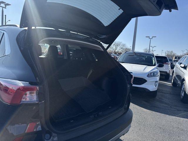 used 2022 Ford Escape car, priced at $25,995