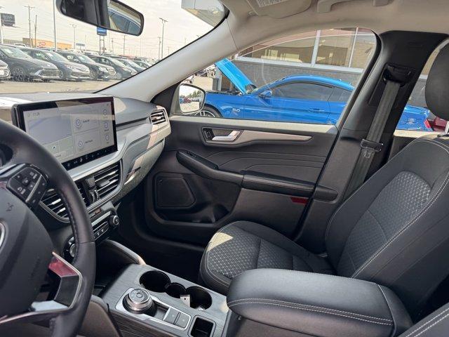 used 2023 Ford Escape car, priced at $25,995