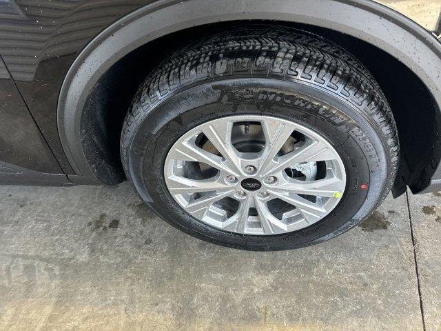 new 2025 Ford Escape car, priced at $29,190