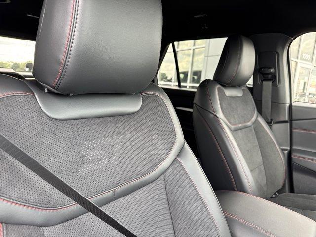 new 2025 Ford Explorer car, priced at $57,926