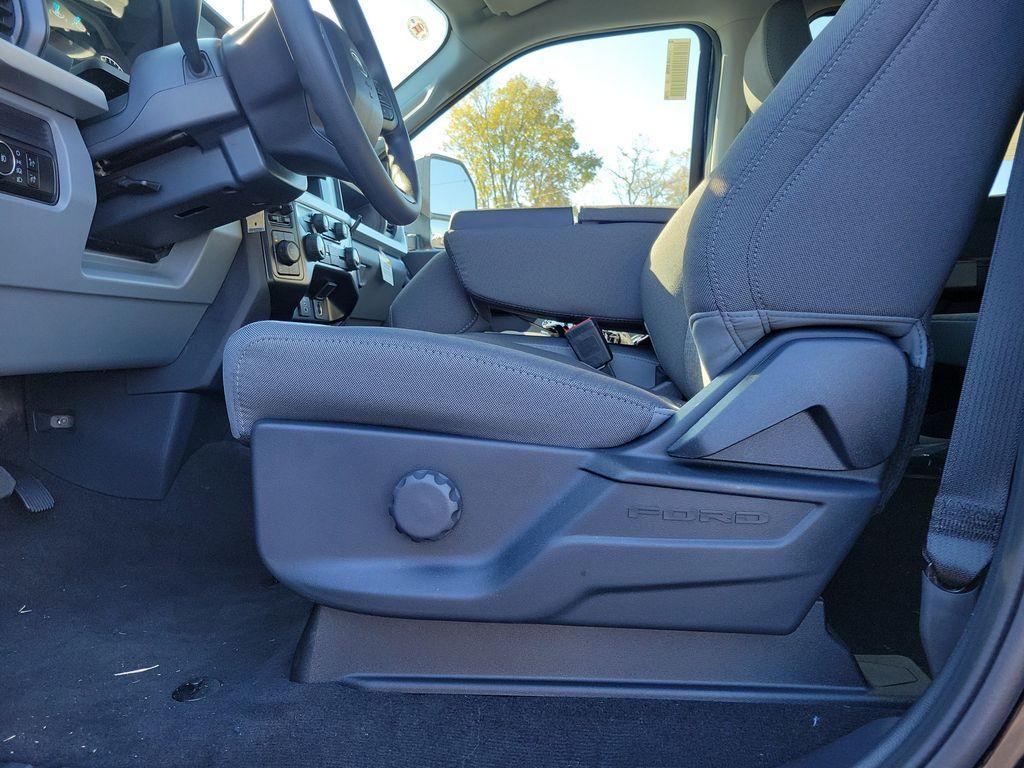 new 2026 Ford F-250 car, priced at $60,118