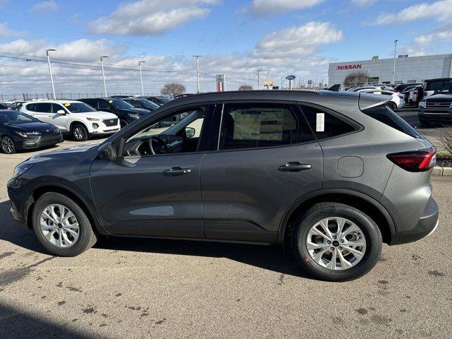 new 2025 Ford Escape car, priced at $29,899