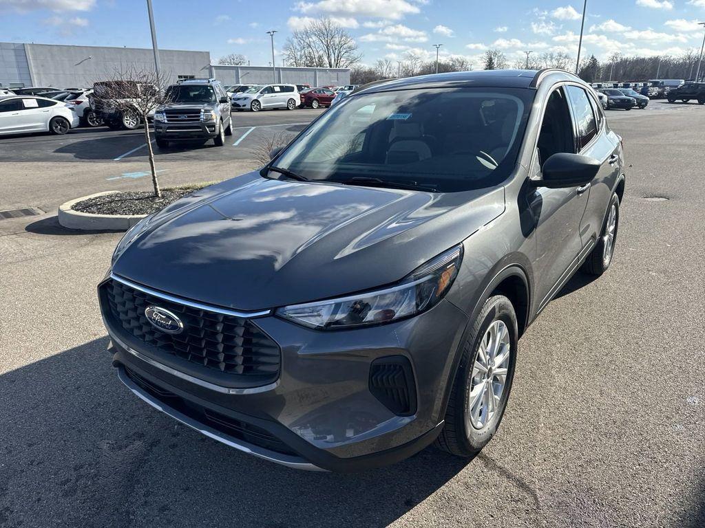 new 2025 Ford Escape car, priced at $23,189