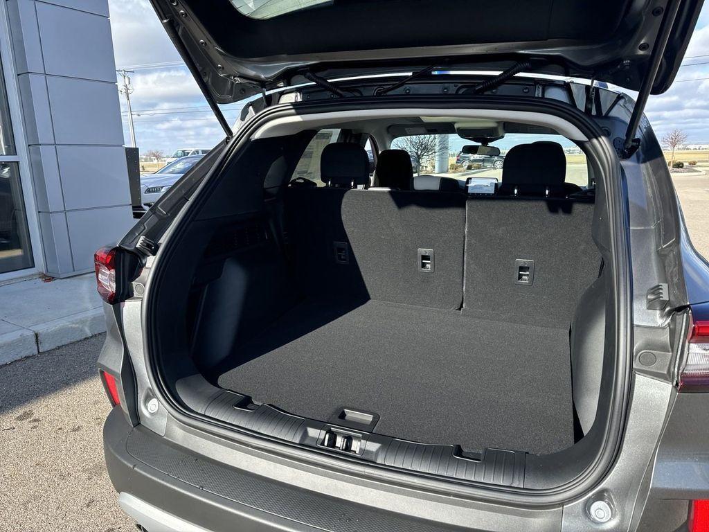 new 2025 Ford Escape car, priced at $23,189