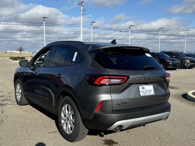 new 2025 Ford Escape car, priced at $29,899