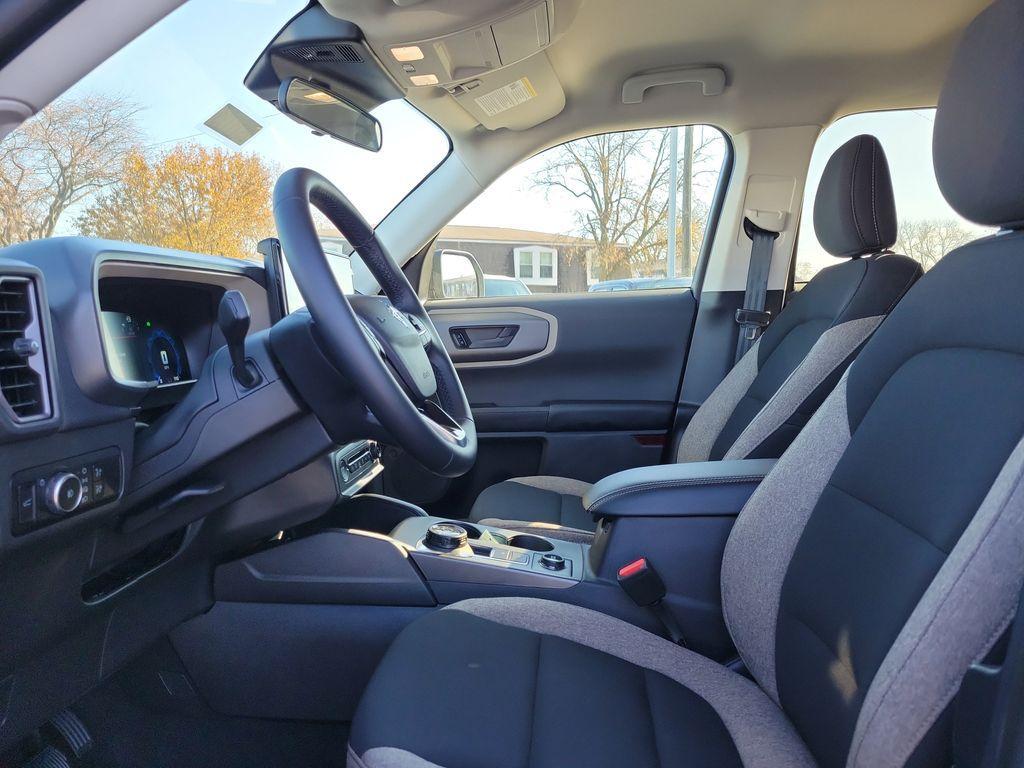 new 2025 Ford Bronco Sport car, priced at $31,357