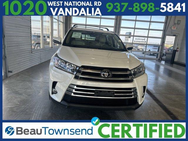 used 2017 Toyota Highlander car, priced at $25,995