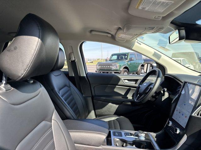 used 2024 Ford Edge car, priced at $26,495