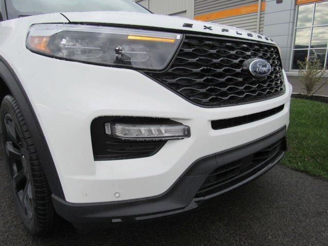 new 2024 Ford Explorer car, priced at $61,305