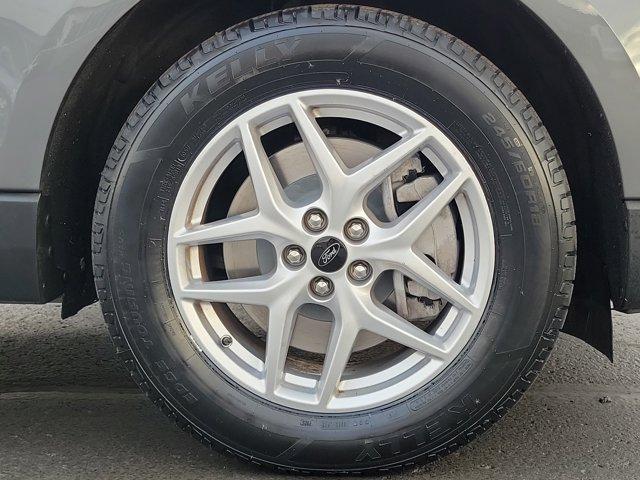 used 2024 Ford Edge car, priced at $25,495