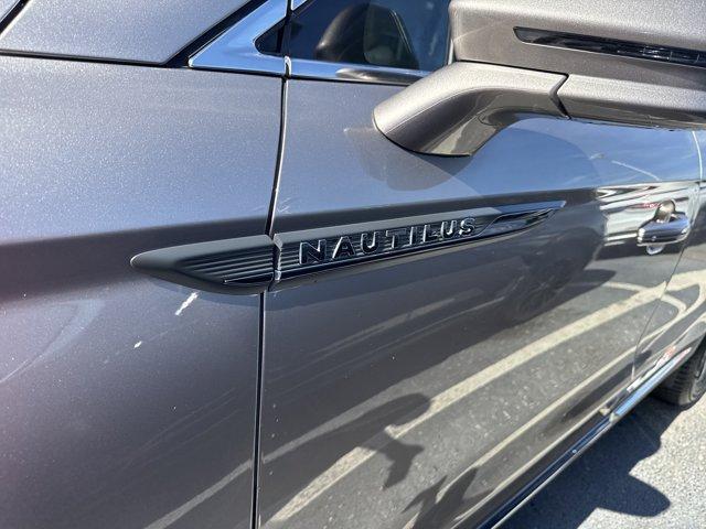 used 2021 Lincoln Nautilus car, priced at $30,995