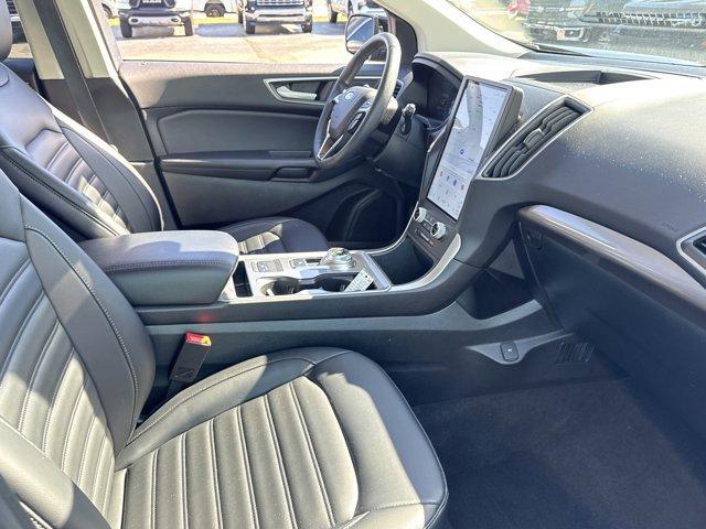 used 2024 Ford Edge car, priced at $26,995