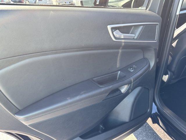 used 2024 Ford Edge car, priced at $26,995