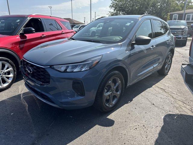 used 2023 Ford Escape car, priced at $25,895