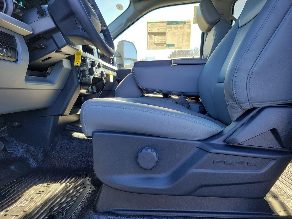new 2026 Ford F-250 car, priced at $55,678