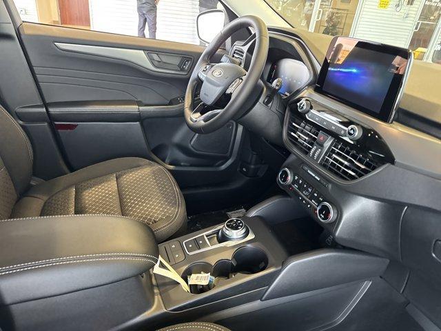 new 2025 Ford Escape car, priced at $30,469