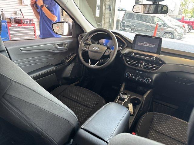 new 2025 Ford Escape car, priced at $33,812