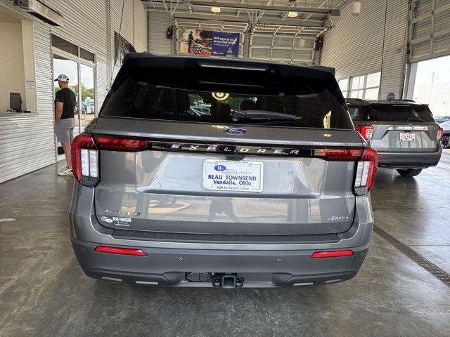 new 2025 Ford Explorer car, priced at $41,682