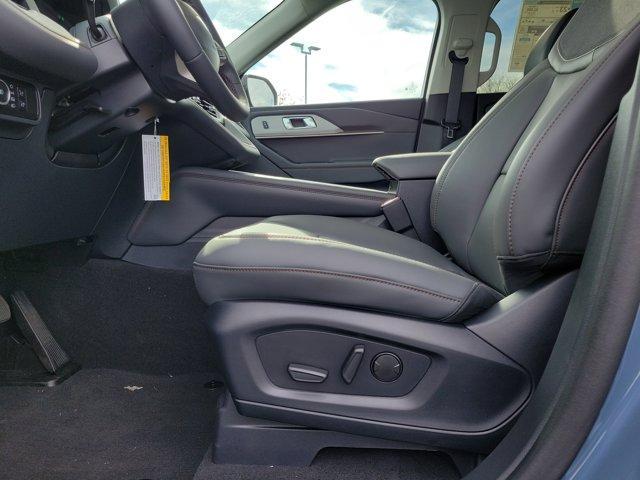 new 2025 Ford Explorer car, priced at $49,663