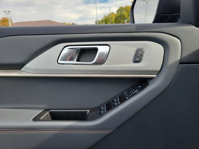 new 2025 Ford Explorer car, priced at $49,663