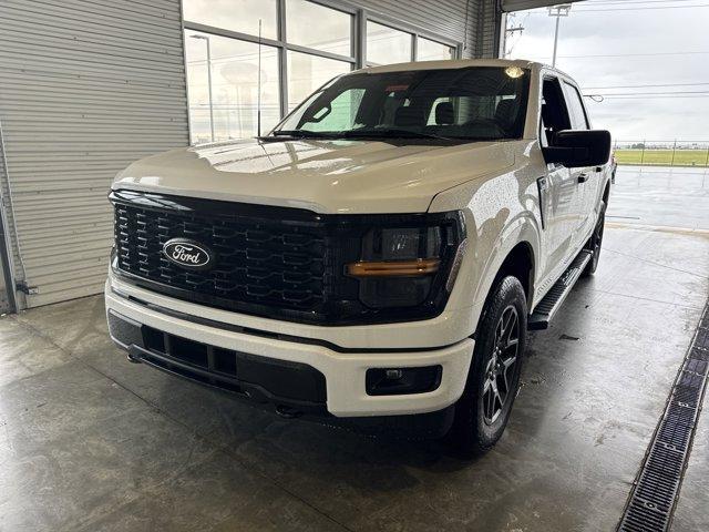new 2024 Ford F-150 car, priced at $52,372