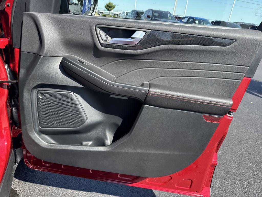 new 2025 Ford Escape car, priced at $28,302