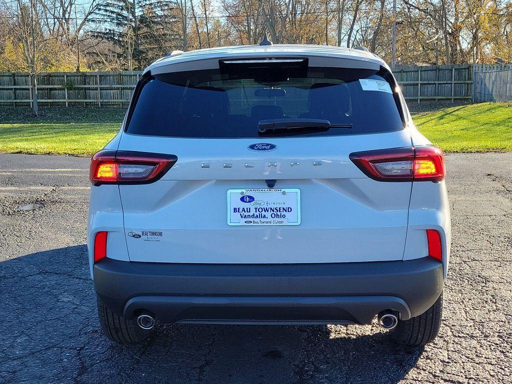 new 2026 Ford Escape car, priced at $29,778