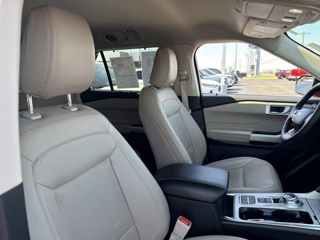 used 2024 Ford Explorer car, priced at $31,995