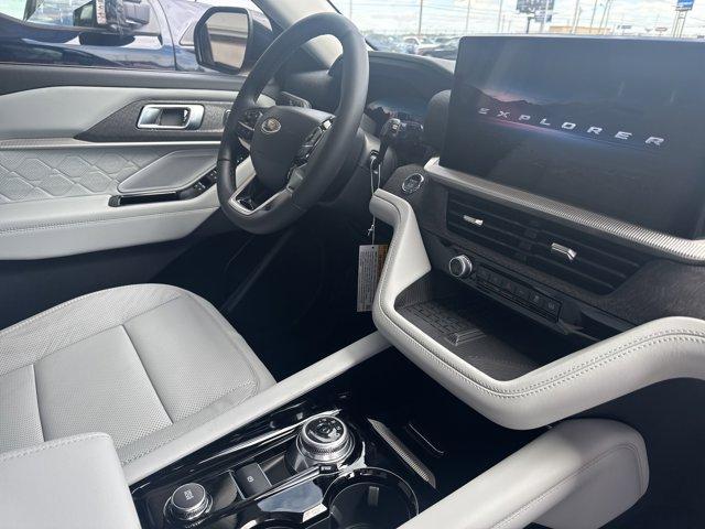 new 2025 Ford Explorer car, priced at $58,373