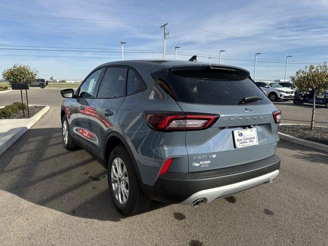 new 2025 Ford Escape car, priced at $31,050