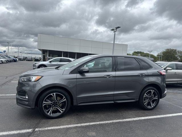 used 2022 Ford Edge car, priced at $31,995