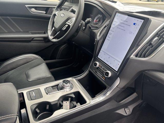 used 2022 Ford Edge car, priced at $31,995
