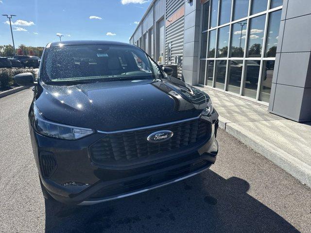 new 2025 Ford Escape car, priced at $31,050