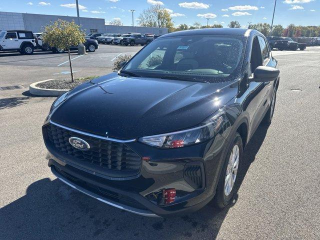 new 2025 Ford Escape car, priced at $31,050