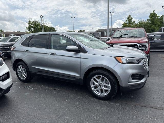 used 2024 Ford Edge car, priced at $28,995