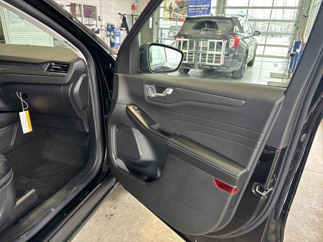 new 2025 Ford Escape car, priced at $37,930
