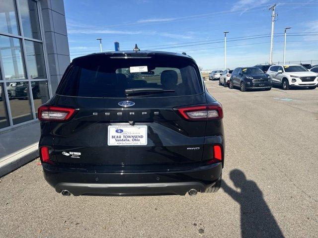 new 2025 Ford Escape car, priced at $40,025