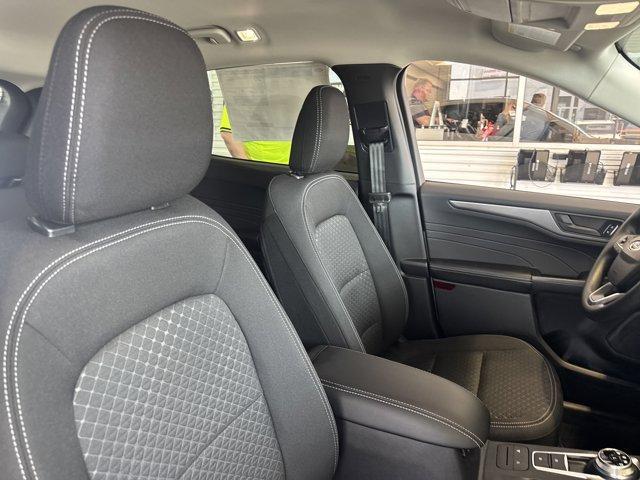 new 2025 Ford Escape car, priced at $29,212