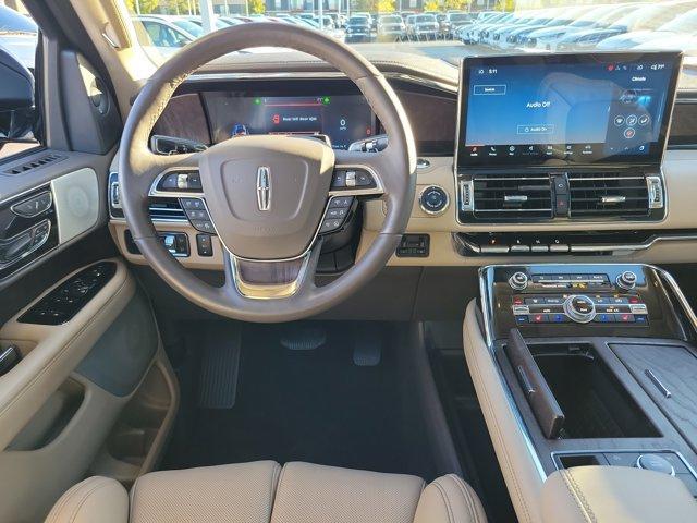 used 2023 Lincoln Navigator car, priced at $59,995