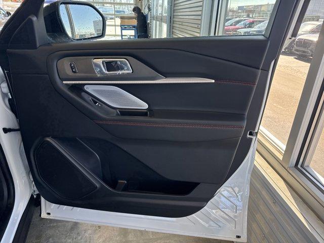 new 2025 Ford Explorer car, priced at $58,906