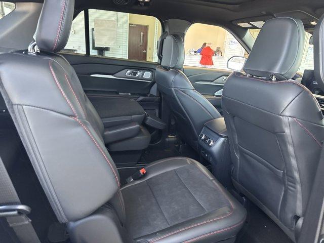 new 2025 Ford Explorer car, priced at $58,906