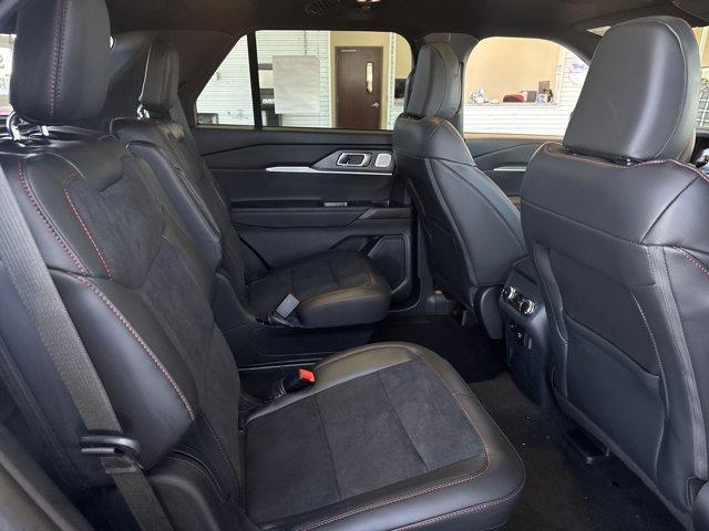 new 2025 Ford Explorer car, priced at $58,234